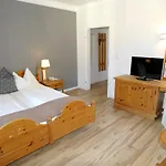 Villa Bucher - Metnitztalerhof Hotel