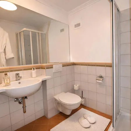 Bucher - Metnitztalerhof Otel 4*