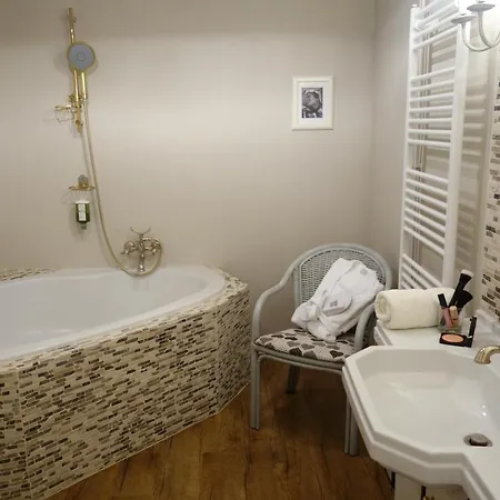 Hotel Villa Bucher - Metnitztalerhof Friesach (Carinthia)