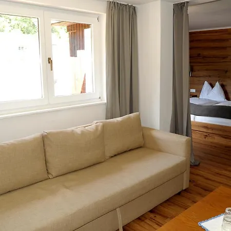 Hotel Villa Bucher - Metnitztalerhof Friesach (Carinthia)