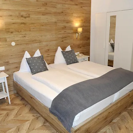 Hotel Villa Bucher - Metnitztalerhof