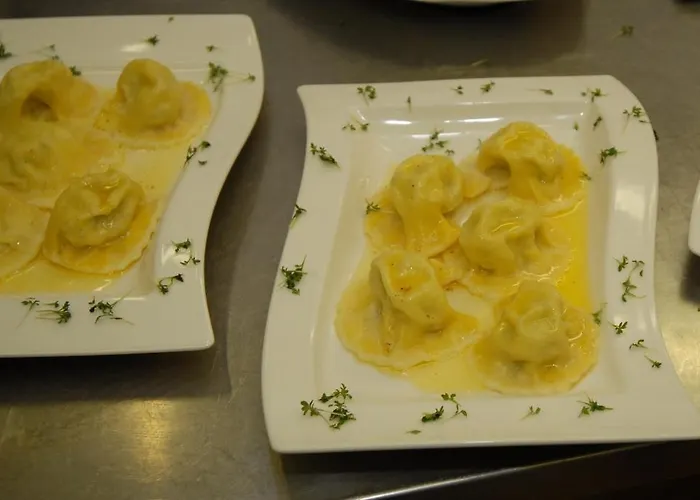 Bucher - Metnitztalerhof Отель Фризах