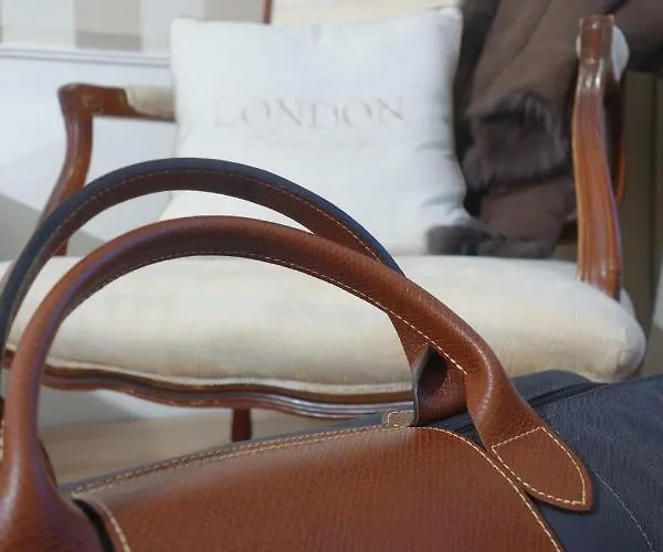 Otel Bucher - Metnitztalerhof Friesach (Carinthia)