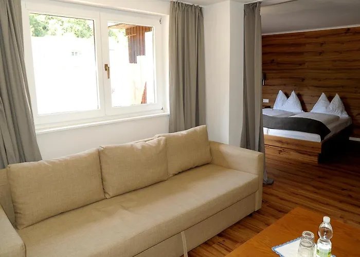 Hotel Bucher - Metnitztalerhof Friesach (Carinthia)