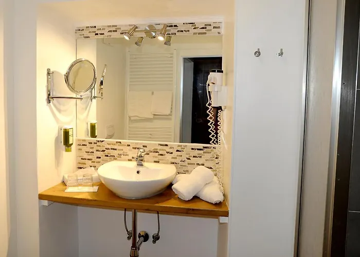 Отель Bucher - Metnitztalerhof 4*